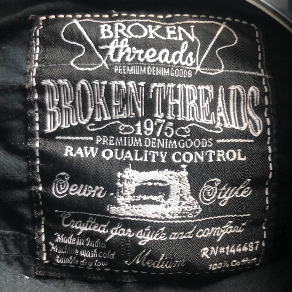Broken thread pattered button down - Picture 6 of 7